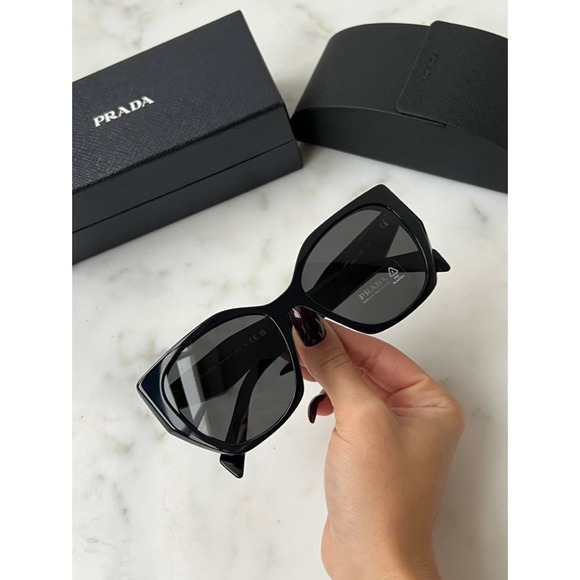 NEW Prada PR19ZS Sunglasses in Blue Polarized Marble - Picture 2 of 9